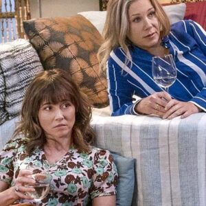 Christina Applegate Instagram - Plans for the weekend? 🍷🍷