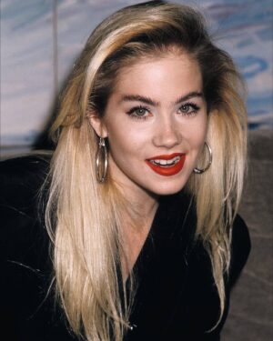 Christina Applegate Instagram - 🌙