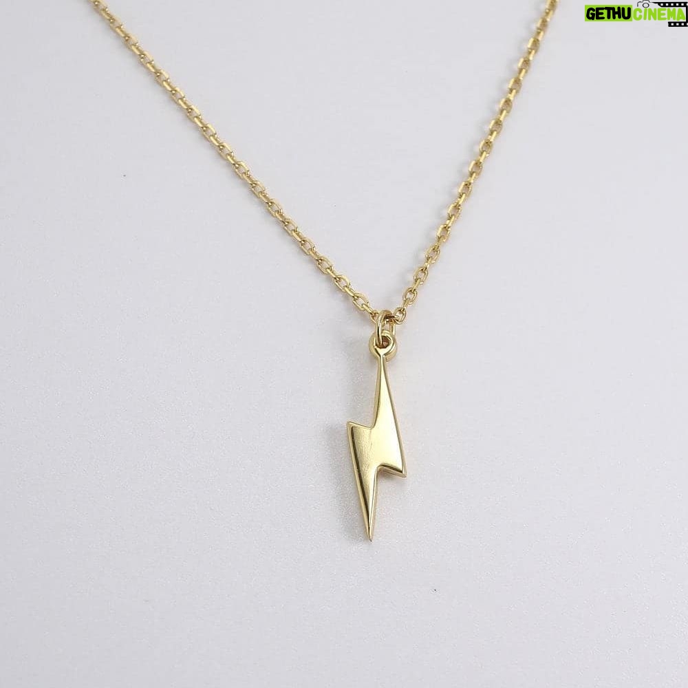 Christina Applegate Instagram - Love my Necklaces from MoonNecklaces (link in bio) . . #jewelry #fashion #gold #handmade #jewellery #earrings #accessories #gold #necklace #handmadejewelry #love #style #jewelrydesigner #silver #jewelryaddict #ring #bracelet #jewelrydesign #jewels #rings #bracelets #design #diamonds #diamond #beautiful #instagood #art #instajewelry #beauty #luxury
