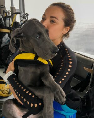 Christina Ochoa Instagram - #LOML 💙 Kainu is my favorite diving buddy. Do you guys have pets? What are their names?
@greatishdane