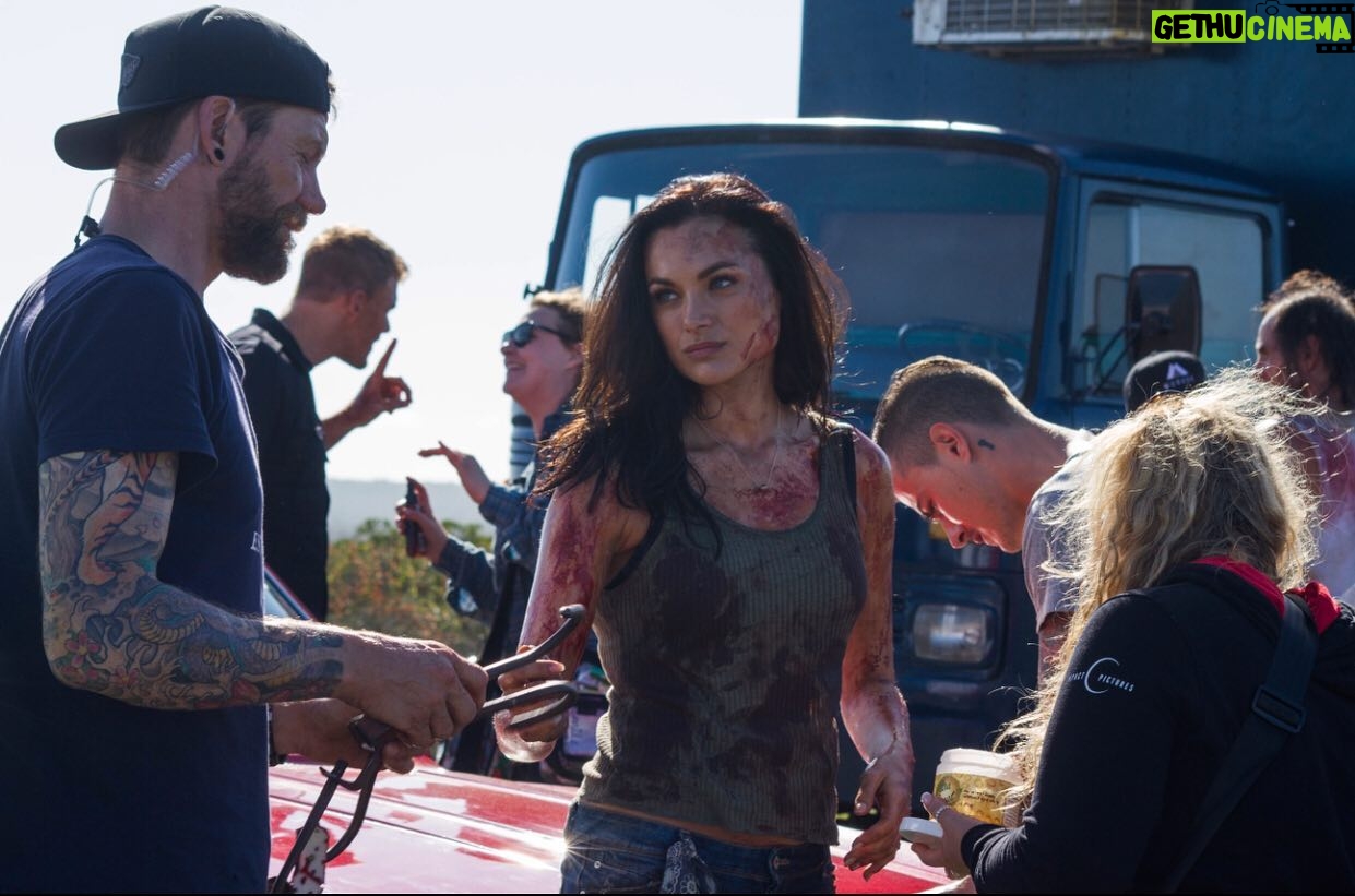 Christina Ochoa - 4.1K Likes - Let's play 🍭
1- Tag me in your Grace D’Argento costumes from 🩸Blood Drive🩸 
2- Use the hashtag #christinaochoa and I’ll share your photos! 
3- Go to my story for inspiration! 💋 

#BloodDrive #GraceDArgento