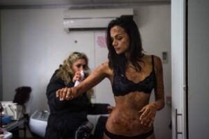 Christina Ochoa Instagram - Familia: "What is it you do at work again?"
Me: "Its ok. Don't worry about it.” 

MUA @kerryskeltontravelphotos_ 

#BloodyMess 
#HalloweenIsWhatIveBeenTrainingFor