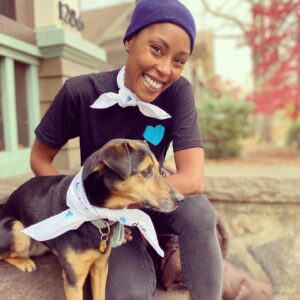 Christine Adams Instagram - Me and Twix are putting our best foot forward for @safeplaceforyouth.  This amazing organization supports homeless youth in Los Angeles. PLEASE donate today because kids shouldn’t be homeless. Not in a Pandemic. Not EVER. 💙#community5k #safeplaceforyouth #endyouthhomlessness