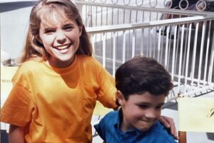 Christine Lakin Instagram - 1991 #BTS of the “Step By Step” pilot. These jog any memories!? Episode 1 out now @keananandlakin 🎞️