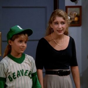 Christine Lakin Instagram - This one was a core memory. 😍🤓

Episode 2 of @keananandlakin is out now. “I Hate A Scoop Neck to This Day” discusses SBS Ep. “The Dance” guest starring the incredible @jaleelwhite 
Links in bio!
.
Hosted by #stacykeanan and @yolakin 
Produced by @stevenraymorris