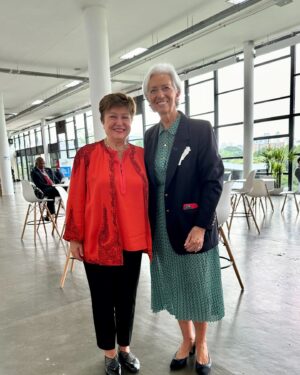 Christine Lagarde Instagram - International cooperation is key to tackling the challenges facing the global economy.

Thank you Brazil for a great #G20 Presidency and for wonderful hospitality!