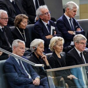 Christine Lagarde Instagram - In memory of my dear friend and colleague Wolfgang Schäuble.