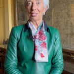 Christine Lagarde Instagram - 🇬🇷🇪🇺 Kalimera! Kalispera! Hello from Athens! I’m here for the external @europeancentralbank Governing Council meeting tomorrow and Thursday. Efcharistó Yannis Stournaras and Bank of Greece for the warm welcome!