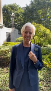 Christine Lagarde Instagram - Welcome to Instagram @federalreserveboard! I’m delighted to see my colleague Jay Powell in the Fed’s first Instagram post. Making our work as central bankers understood to as many people as possible is especially important these days. Follow @federalreserveboard for all things central banking in the US!