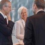 Christine Lagarde Instagram - Today is the second day of our Governing Council meeting in Frankfurt where we are discussing how to bring down inflation. Stay tuned for our monetary policy decisions and follow our live press conference from 14:45 CET - more details via the link in our bio!