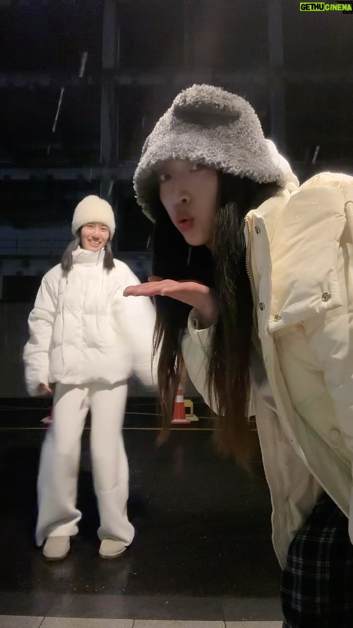 Christine Lo - 3 Likes - 只有這個人能每天讓我強迫營業了
❄️❄️❄️
#dancewith77
#琦俐蹲下