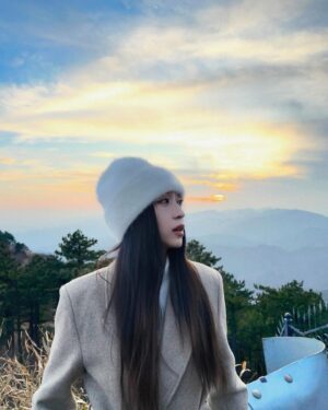 Christine Lo Instagram - ✨
又追了一次夕陽