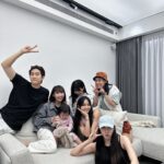 Christine Lo Instagram - 上次全員到齊 粿醬還在肚子裡👶🏻 不變的是依然吵吵鬧鬧的我們 #紅隊 #女神經 ❣️🤫