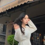 Christine Lo Instagram - 🎶💭 最近腦子裡的無限循環 Cause I’m falling slowly love with you~