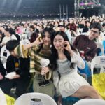 Christine Lo Instagram - 兩個禮拜前的最近 #琦俐蹲下