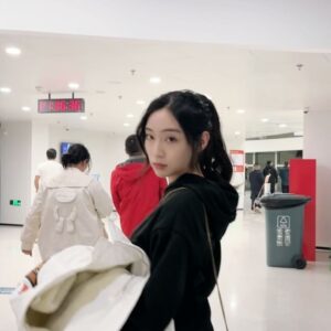 Christine Lo Instagram - 第一次的CBA🙂‍↕️