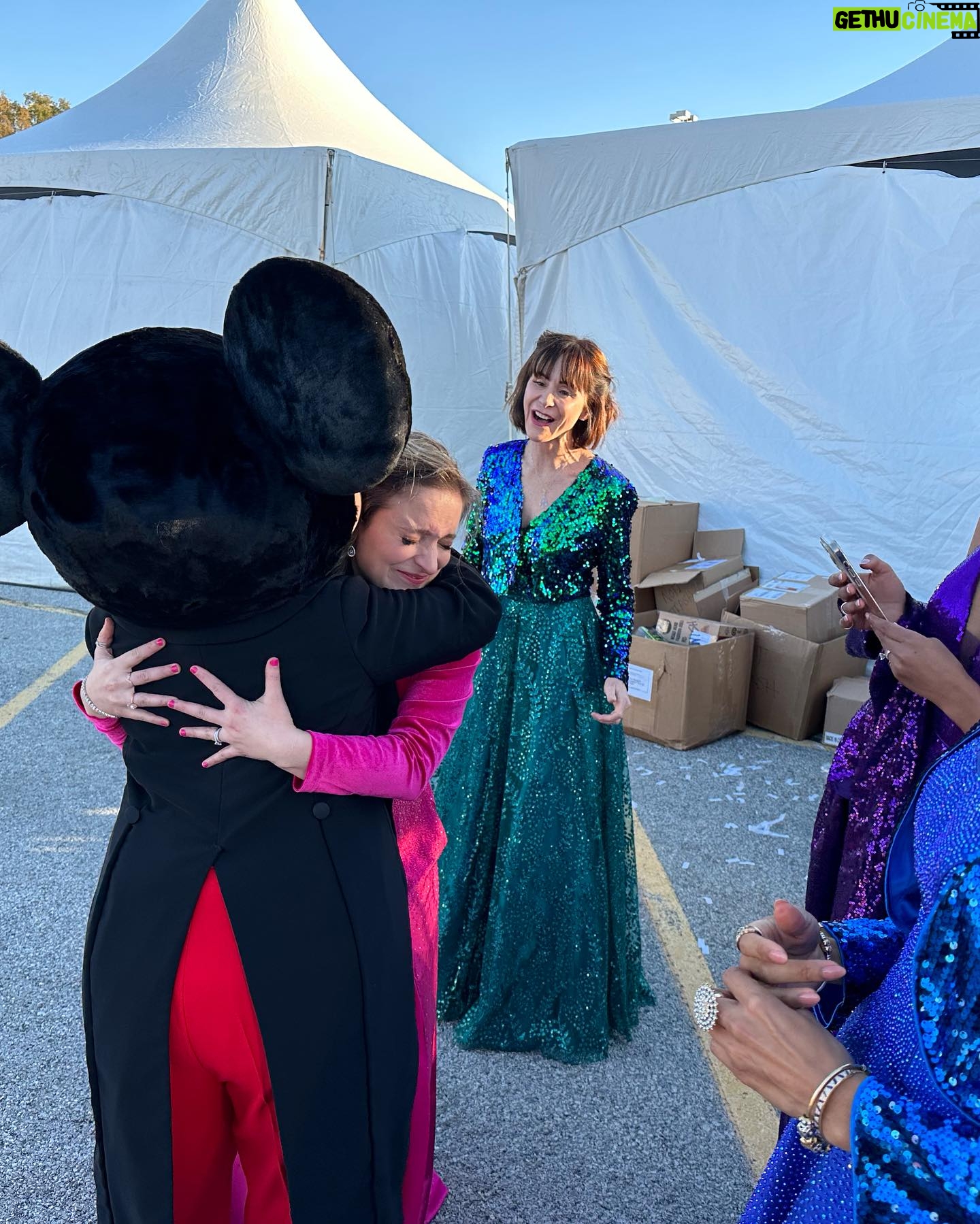 Christy Altomare - 19.9K Likes - I met him … I finally met him… and it was everything I dreamed and more…my heart 💕 🥹🙃😉@thedisneyprincesses @iamsusanegan @shoba_narayan @syndeewinters @disneyconcerts