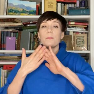 Chulpan Khamatova Instagram - Сегодня  наша гордость, наша талантливая @manizha в финале Евровидения!!! А мы, Russian women, будем ей подпевать!

Манижа спросила нас, какая русская женщина?
Я думаю, что русская  женщина громче всех смеётся и горче всех плачет. Сильная, но иногда её можно сломать одним словом. Щедра на любовь и дружбу, но иногда и на ненависть и злость. Очень разная. Очень полярная. Живая, беспокойная, рьяная, отчаянная.

Разные, яркие, красивые русские женщины говорят о том, какие мы в аккаунте @manizha_russianwoman 

#russianwoman #wearethechange