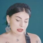 Chulpan Khamatova Instagram - Я страшно рада появлению на свет этого проекта. Наконец то моя подруга @catherinagordeeva полноценно вернётся на экран... Пусть и не на телевидение, нет, не так..., слава Богу , что не на телевидение. Катя , ты уникальный журналист, невероятно профессиональный и потрясающе чуткий. Таких больше не делают.Сколько раз я была свидетельницей,когда ты беспокоясь, что материал может так или иначе навредить герою, поступала в ущерб себе. Героиня первого выпуска красивая уникальная @semmi_djabrail . Она личность, она стержень, она сила , она нежность, она свет. Желаю этому проекту насыщенной, яркой и долгой жизни. И конечно миллионных просмотров! Вперёд и с песней!( тем более, что песню поёт @manizha ). Ссылка на программу в шапке профиля.