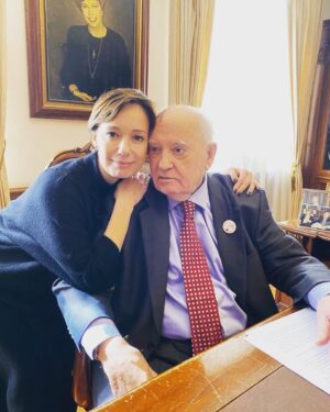 Chulpan Khamatova Instagram - С днём рождения , дорогой Михаил Сергеевич! 
Пожалуйста, будьте!