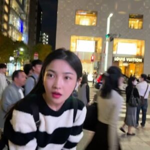Chun Young-min Instagram - 신나서 ㅎ