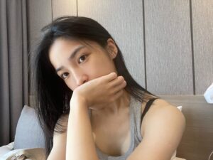 Chun Young-min Instagram - 잘있숩니다