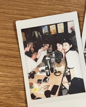 Chun Young-min Instagram - 밤이 되었습니다 안녕~ 지수도 안녕~ 모두들 감사합니다!🪓😈