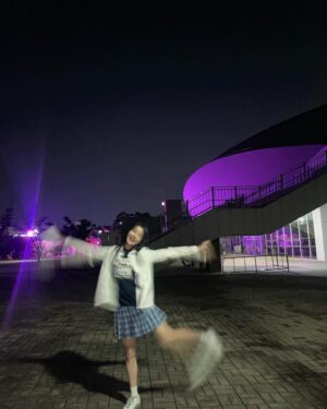 Chun Young-min Instagram - 여러분 안녕하십니까? #밤이되었습니다 u 모바일tv에서 12월4일에 만나요🌕 12월 7일엔 netflix에서도!