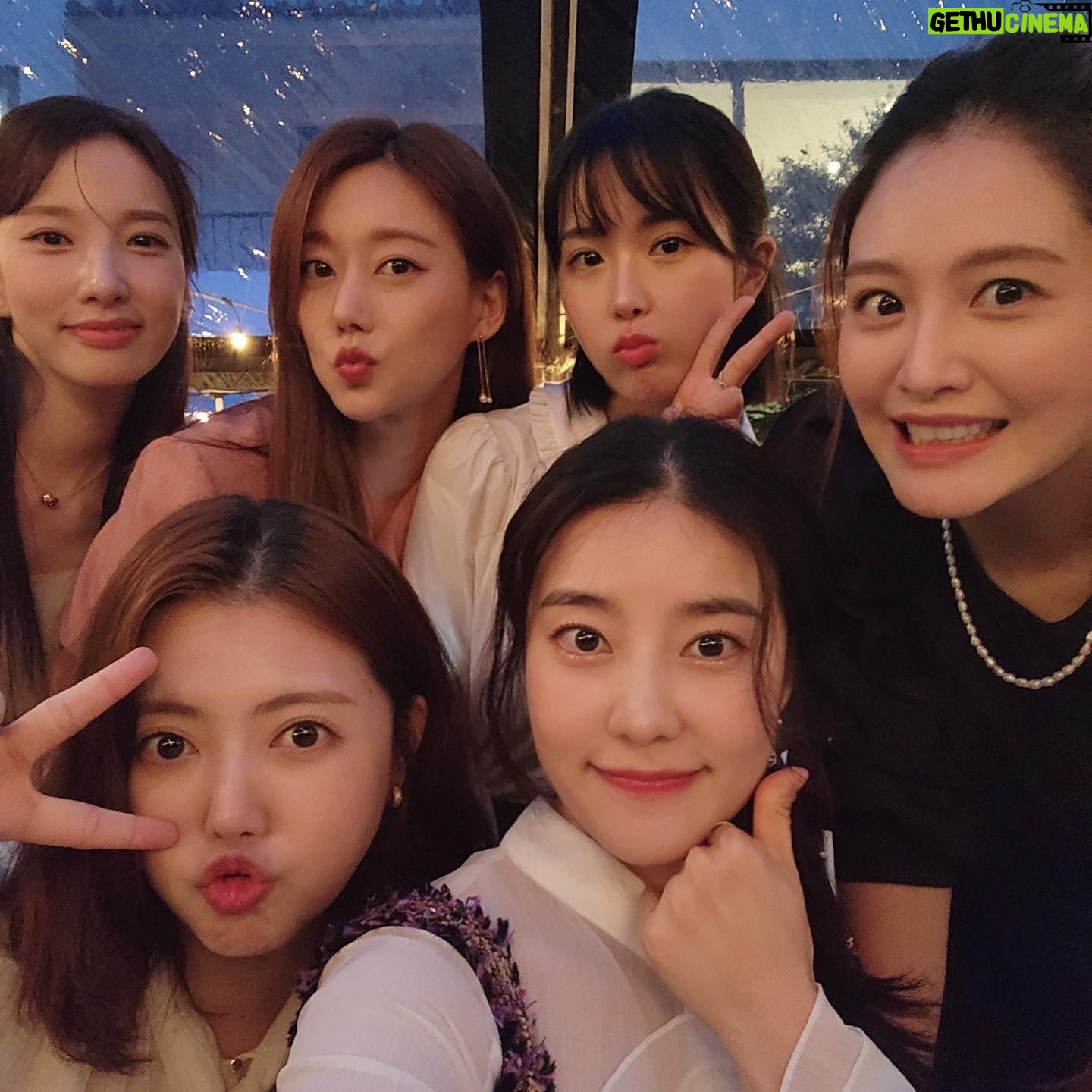 Chung Yoon-hye - 2.8K Likes - 🌈💖 소중 그 잡채 🥹 #rainbow