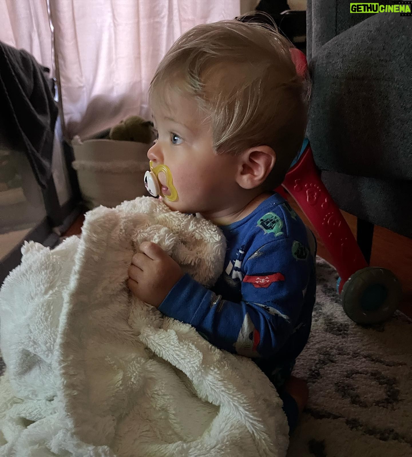 Ciara Hanna - 4.3K Likes - A little late but our Canyon is 10 months!!!!
He wouldn’t stay still for the blanket picture hahah SO YOU GET RANDOM PHOTOS OF CANYON FROM THE PAST MONTH! LOVE YOU BINKY