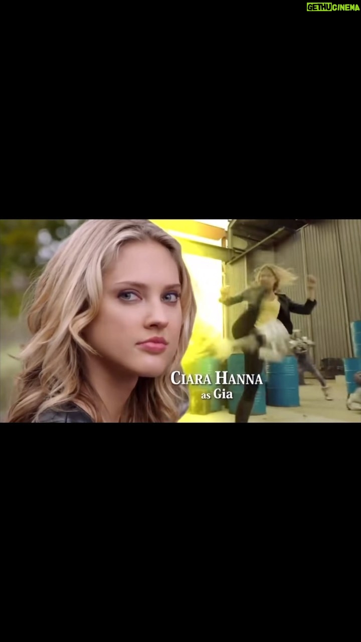 Ciara Hanna - 12.3K Likes - Happy National Power Rangers Day!!!
Forever grateful to be apart of the Power Ranger family.
I love you. Thank you for changing my life💛
#nationalpowerrangersday #powerrangers