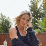 Ciara Hanna Instagram – Taking photos because I put makeup on today