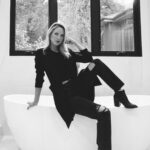 Ciara Hanna Instagram – What do you call James Bond taking a bath?
Bubble 07