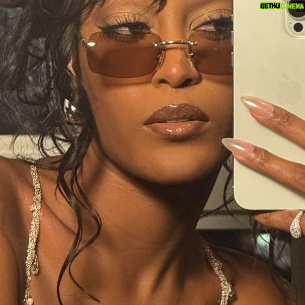 Ciara Miller Instagram - It’s been a minute since I used an Elmer’s glue stick, so I’d like to thank them for these brows