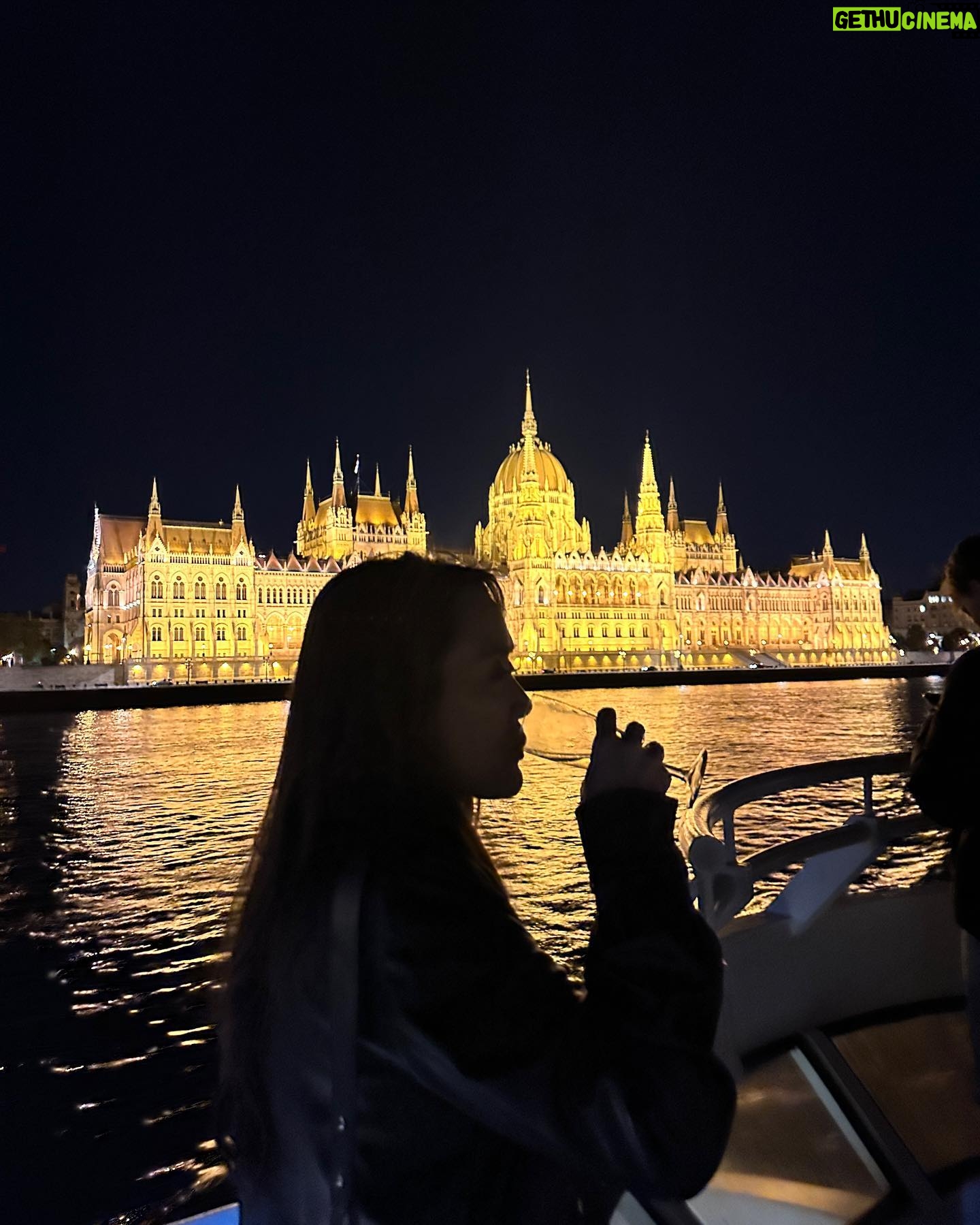 Ciara Riley Wilson Instagram - 2 and a half weeks in budapest and i became the best chimney cake baker of the world