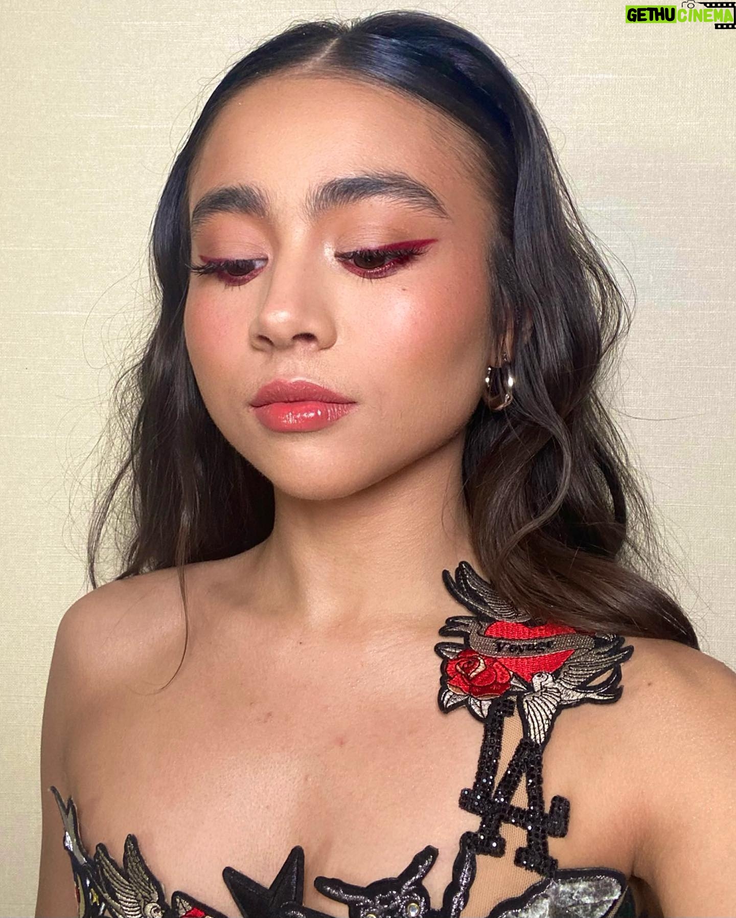 Ciara Riley Wilson Instagram - hand made this shirt for PRESS DAY 4 FREERIDGE best day eva best cast eva so many giggles ‼️makeup by @hannahjaclynmakeup hair by @lucy_gedjeyan styling by @oliver_vaughn