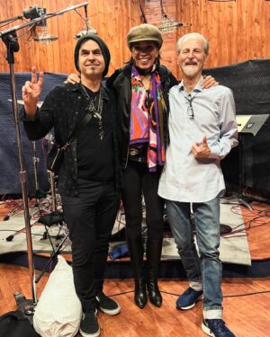 Cindy Blackman Instagram - Recording w/ the awesome @iamorianthi & awesome @rhondasmithbass  Here’s A little post session fun. 1) w/  @realeddiekramer 2) w/  Vinnie & Johnny from  @thetonefactorylasvegas  3) w/ @ajmccmusic  and 4) w/ Marco