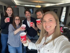 Cindy Busby Instagram - Cheers to a wonderful premiere tonight! #everythingchristmas airs on @hallmarkchannel at 8pm and @w_network in 🇨🇦! Here’s some fun #behindthescenes pictures! I love all these humans so much! Thanks for tuning in! 🙏💕 #countdowntochristmas #hallmark