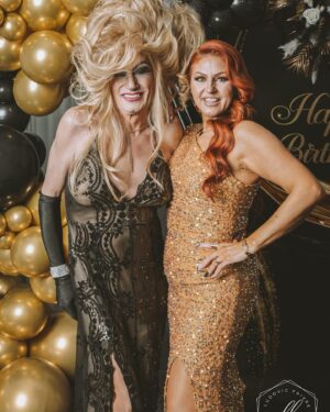Cindy Sander Instagram - Merci à toutes les personnes qui étaient présentes pour célébrer mon anniversaire ce fut un moment mémorable 
Bien sûr, d’autres photos suivront @madame.santoro @pierreyvesduchesne @mi_kascouille @gary.jarny @enzo_br_1 @gaelleemma @monsieur_keto @amandaabagima_nutrition
crédit photo @ludovic.faivre.photographe