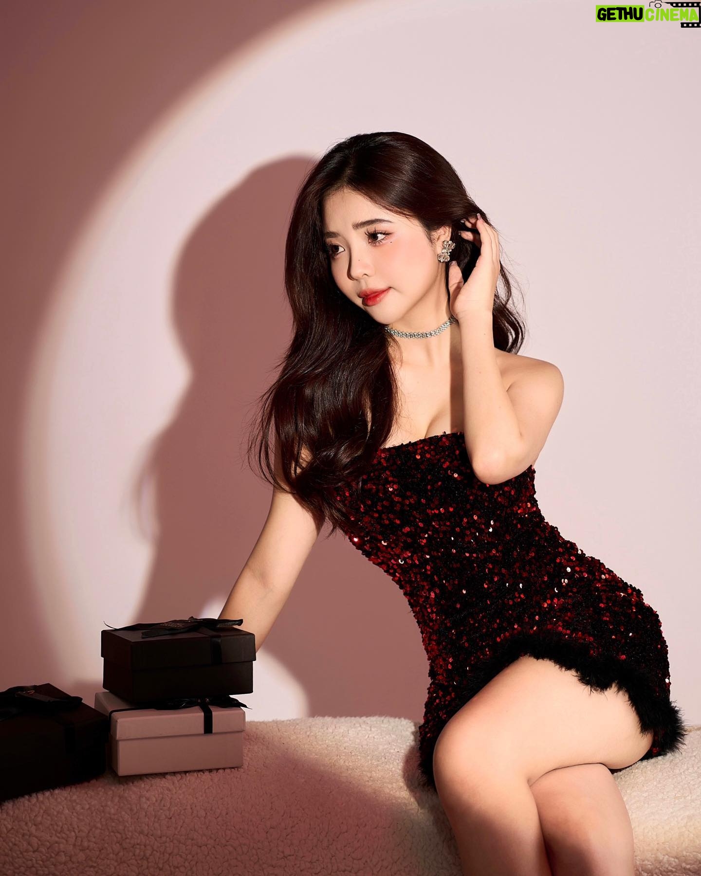 Cindy Diễm Mii Instagram - Happy Birthday to me 🌷 22