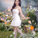 Cindy Diễm Mii Instagram - Tặng anh bó hoa Hoa một cái nhun 😚