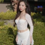 Cindy Diễm Mii Instagram - Nghe nói anh thích nụ cười của em 🌻