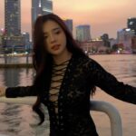 Cindy Diễm Mii Instagram - Hoàng hôn hay em hôn 😗