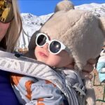 Cindy Poumeyrol Instagram - Petit séjour ski en famille à @baqueira_beret Pour les ref que l’on m’a demandé : Ma combi @colmaroriginals Combi chien Suzanne @tinycottons Manteau Victoire et sweat Ski club @petitbateau Lunettes soleil @izipizi Casque @cairnsport_official Couvre casque Licorne 🦄 outdoorxl Publicité (achats perso)