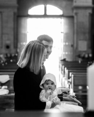 Cindy Poumeyrol Instagram - Baptême de Suzanne : 20 janvier 2024 ⛪️ 
📷 @camillepiovesan