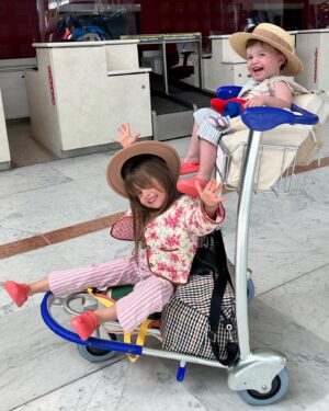 Cindy Poumeyrol Instagram - Ibiza, juste toutes les 3
