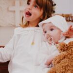 Cindy Poumeyrol Instagram - Baptême Alba&Victoire Merci à @marievaubourgeix d’avoir immortalisé ce moment 📷 Mua @audrey.h.bordeaux #enfantdedieu #bapteme