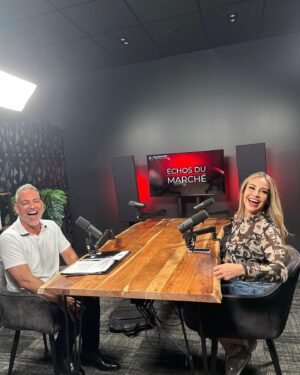 Cintia de Sà Instagram - Échos du Marché 🎙️Podcast par @frankmackay et @groupe.mackay Restez à l’affût !🙌🏼
.
.
#immobilier #groupemackay #echosdumarche #podcast #montreal #webcast
