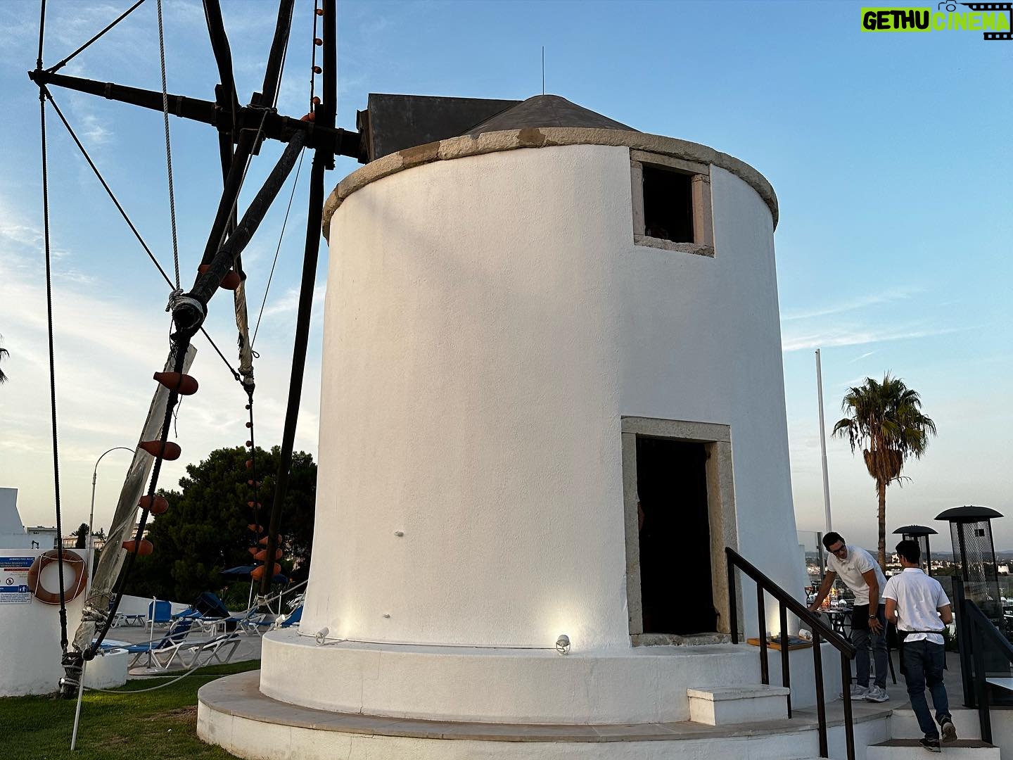 Cintia de Sà - 758 Likes - un Souper mémorable en famille, dans un moulin datée de 1936🤍 #albufeira #portugal #portugal🇵🇹 #love #friends #besties #romantic #fun
