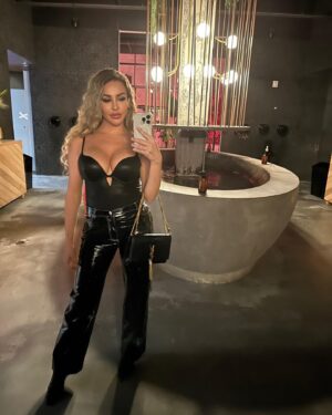 Cintia de Sà Instagram - 🖤